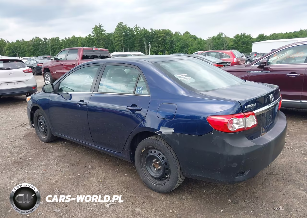2013 Toyota Corolla Le VIN:5YFBU4EE4DP163142 - 3
