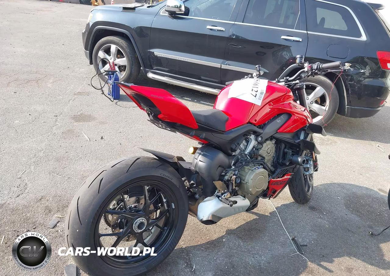 2024 Ducati Streetfighter V4-V4S VIN:ZDMFAKWW4RB009644 - 12