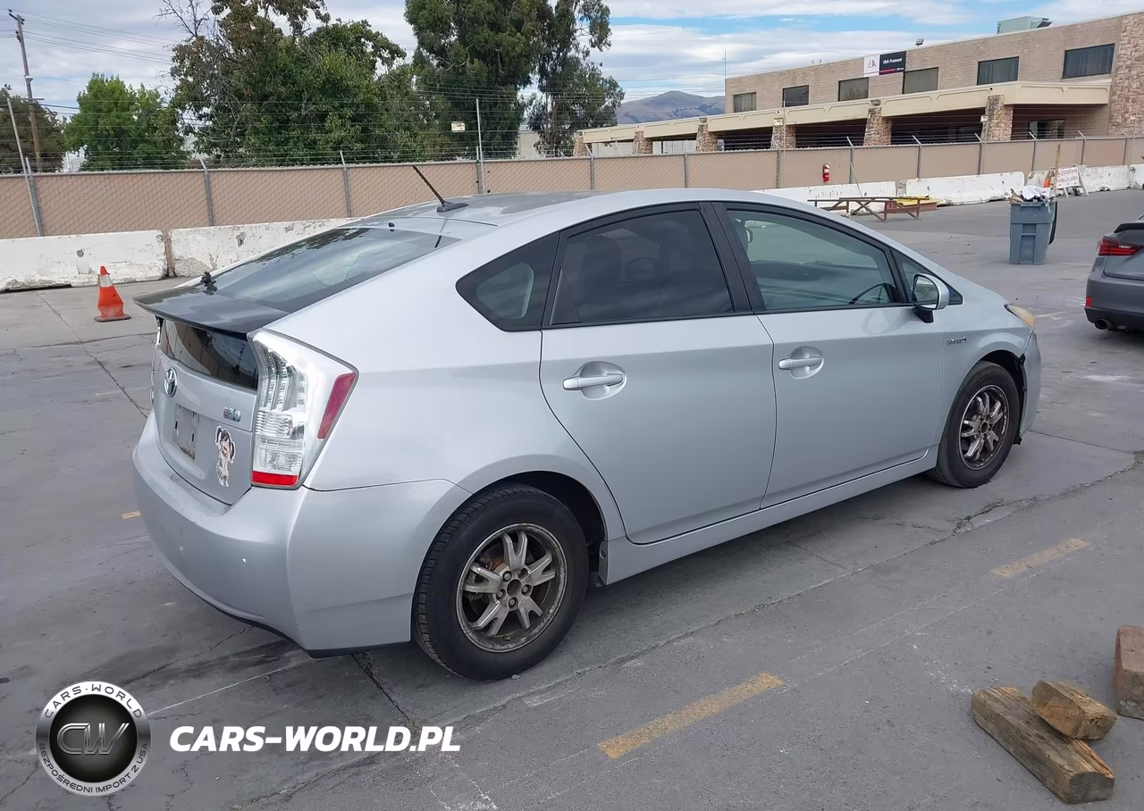 2010 Toyota Prius Ii VIN:JTDKN3DU6A0126194 - 4