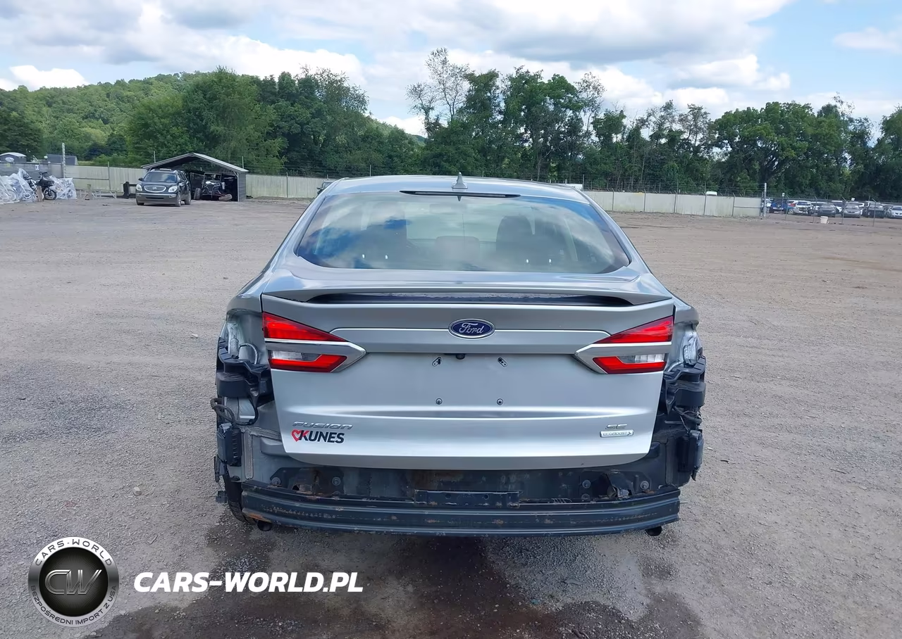 2020 Ford Fusion Titanium VIN:3FA6P0D92LR152693 - 17