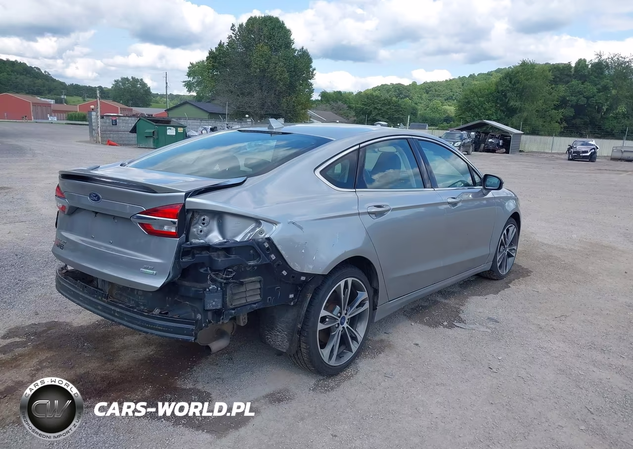 2020 Ford Fusion Titanium VIN:3FA6P0D92LR152693 - 4