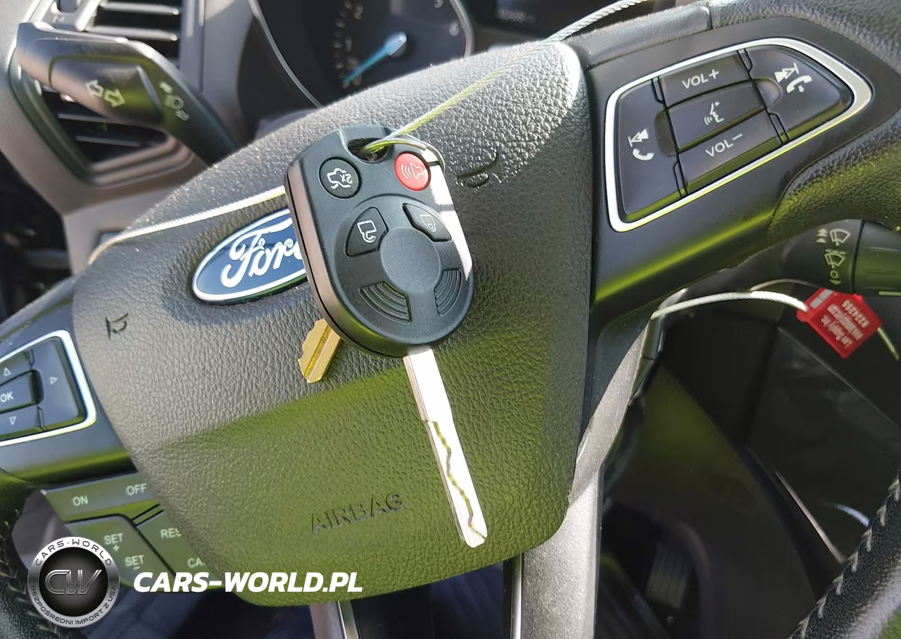 2017 Ford Escape Se VIN:1FMCU9GD2HUA30891 - 11