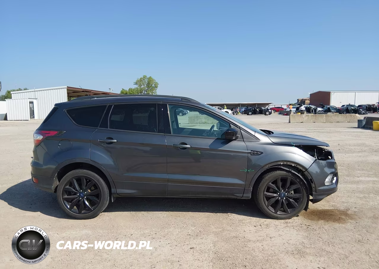 2017 Ford Escape Se VIN:1FMCU9GD2HUA30891 - 14