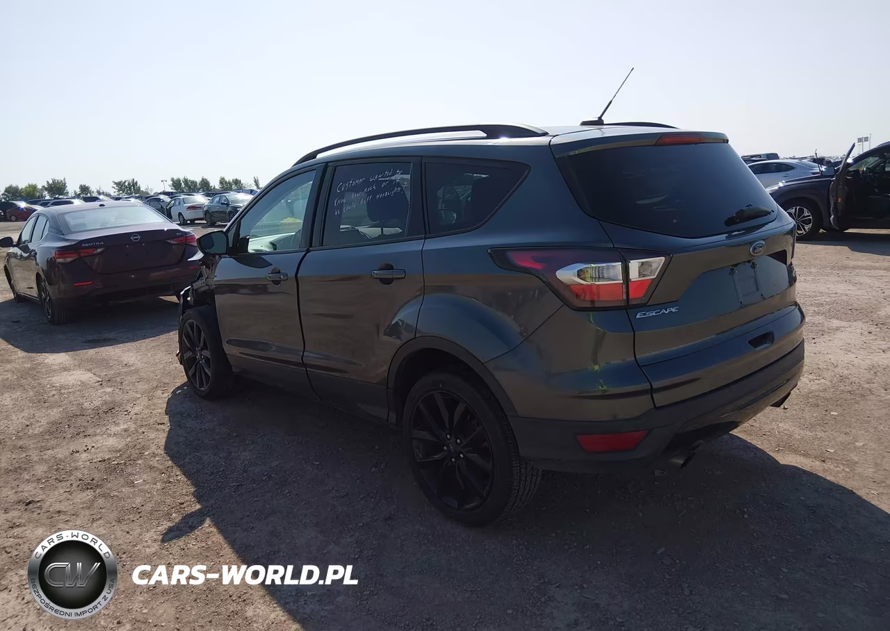 2017 Ford Escape Se VIN:1FMCU9GD2HUA30891 - 3