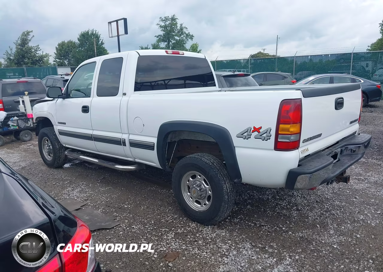 2002 Chevrolet Silverado 2500Hd Lt VIN:1GCHK29U82E295658 - 3