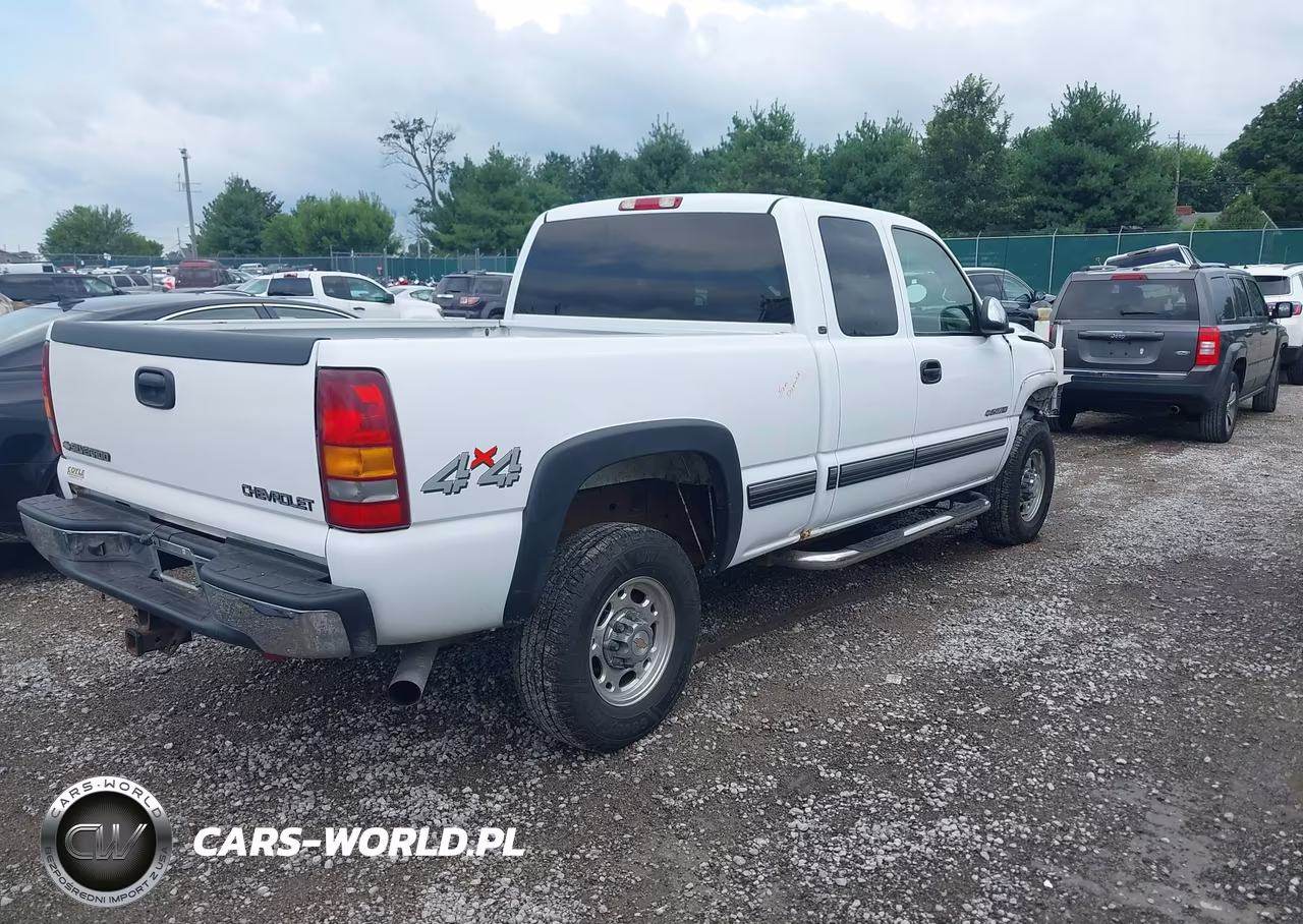 2002 Chevrolet Silverado 2500Hd Lt VIN:1GCHK29U82E295658 - 4