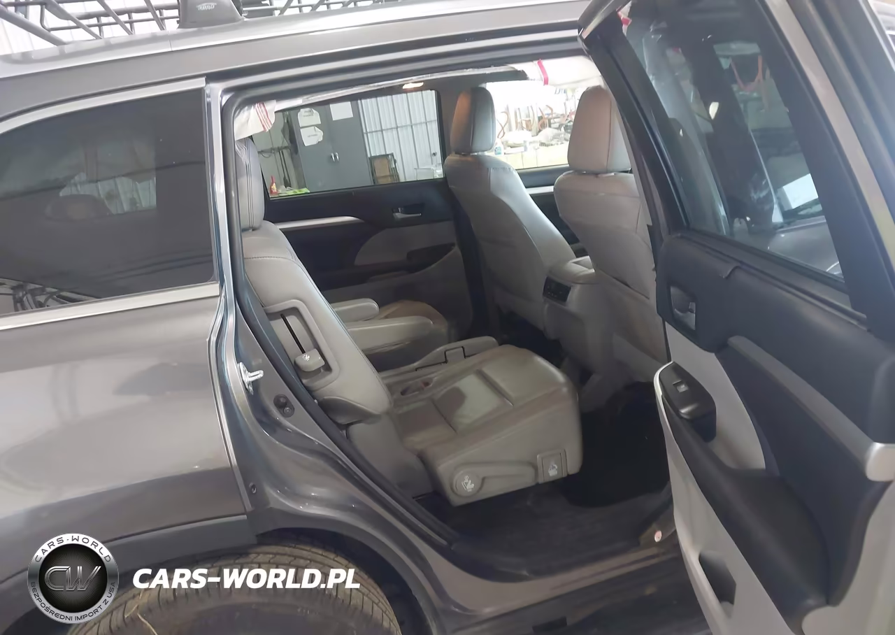 2017 Toyota Highlander Xle VIN:5TDJZRFH8HS456915 - 8