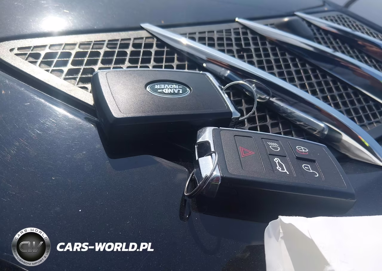 2024 Land Rover Discovery P360 Metropolitan Edition VIN:SALRW4EUXR2491728 - 11