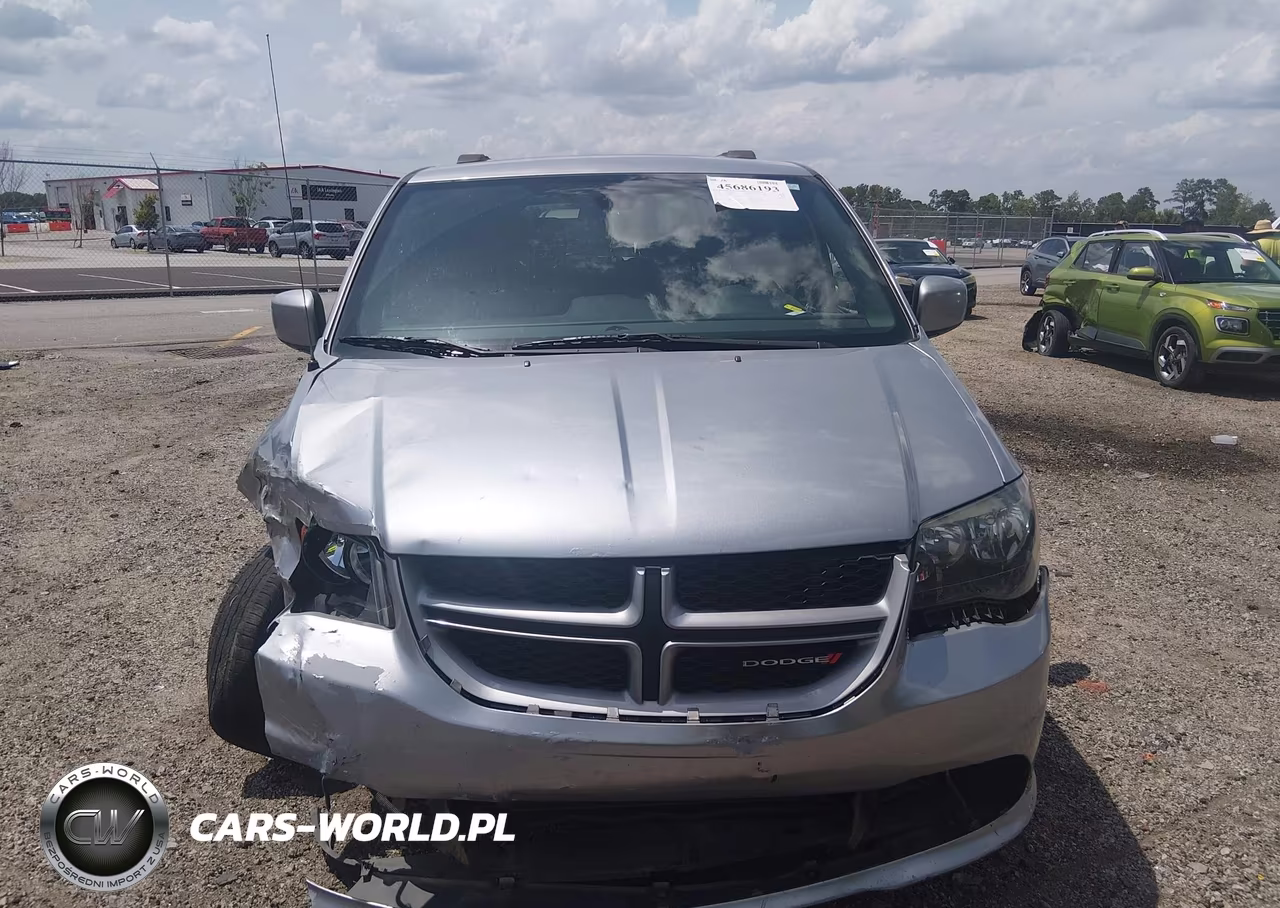 2018 Dodge Grand Caravan Gt VIN:2C4RDGEG4JR255669 - 13