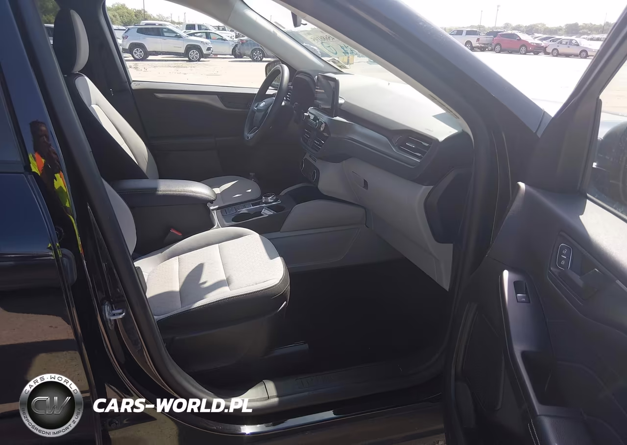 2025 Ford Escape Active VIN:1FMCU9GN0SUA82925 - 5