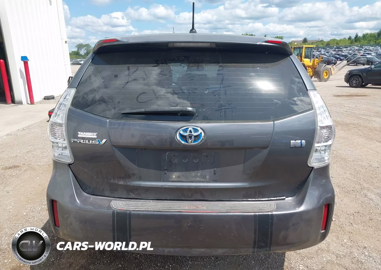 2013 Toyota Prius V Two VIN:JTDZN3EU4D3288177 - 16