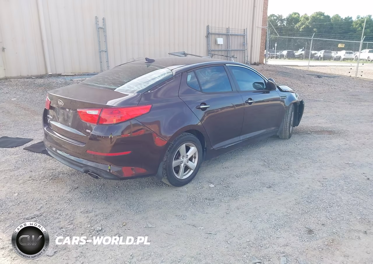 2015 Kia Optima Lx VIN:5XXGM4A71FG468459 - 4