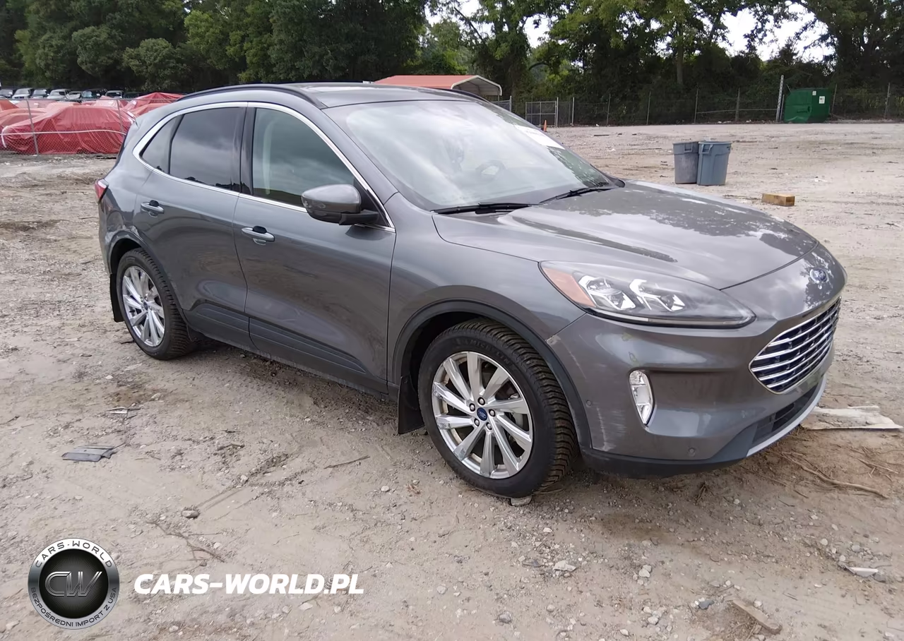 2021 Ford Escape Titanium Hybrid – zdjęcie 1 z 16