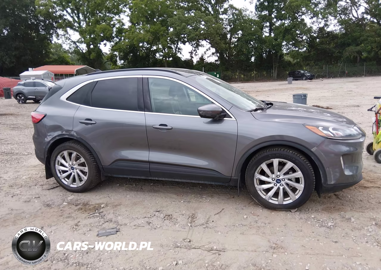 2021 Ford Escape Titanium Hybrid VIN:1FMCU0DZ4MUB01997 - 13