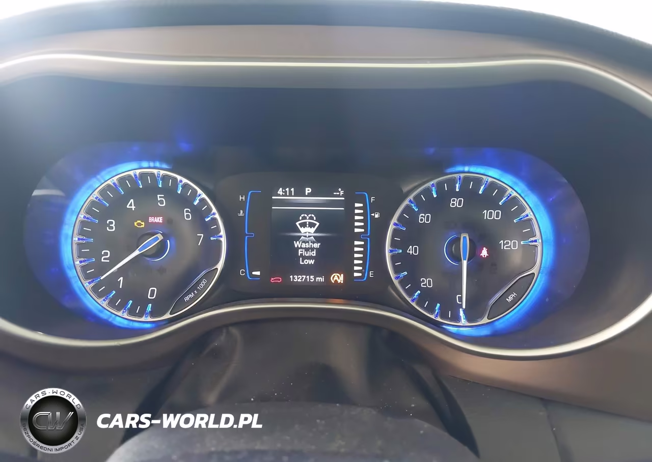 2019 Chrysler Pacifica Touring L VIN:2C4RC1BG7KR547970 - 7