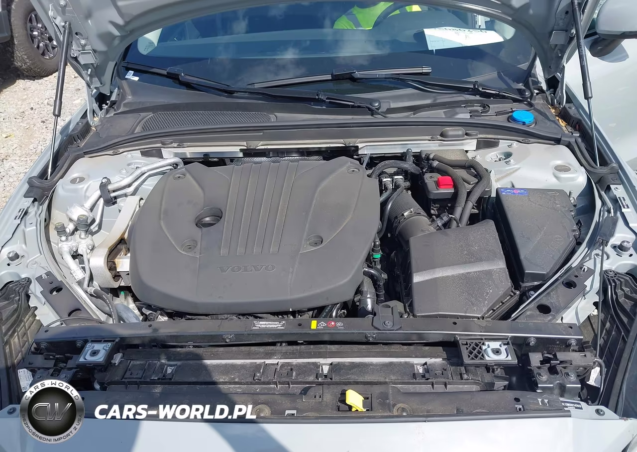 2025 Volvo V60 Cross Country Plus, B5 Awd Gas (Mild Hybrid) VIN:YV4L12WK5S2147613 - 10