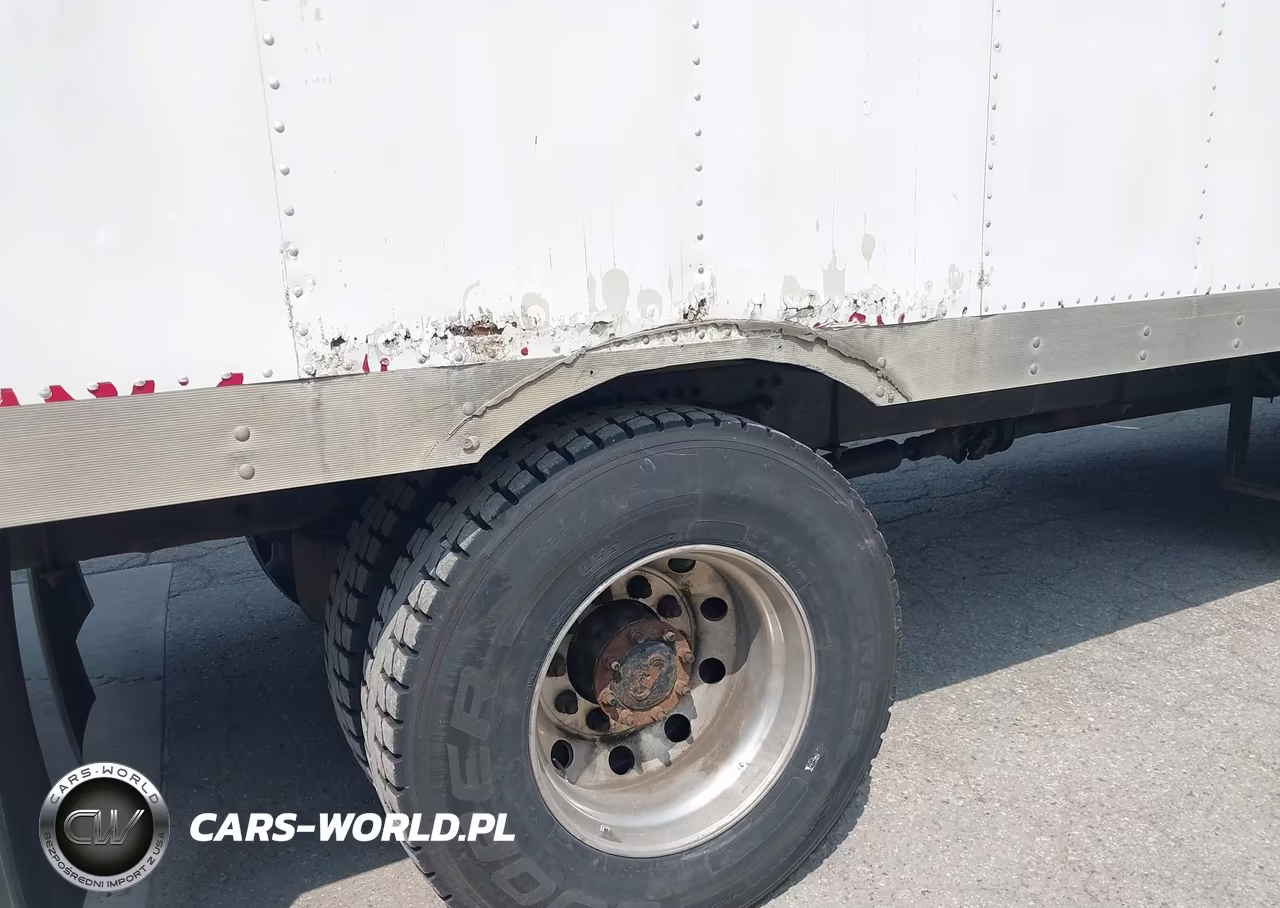2019 Freightliner M2 106 VIN:1FVACXFC5KHKK4539 - 11
