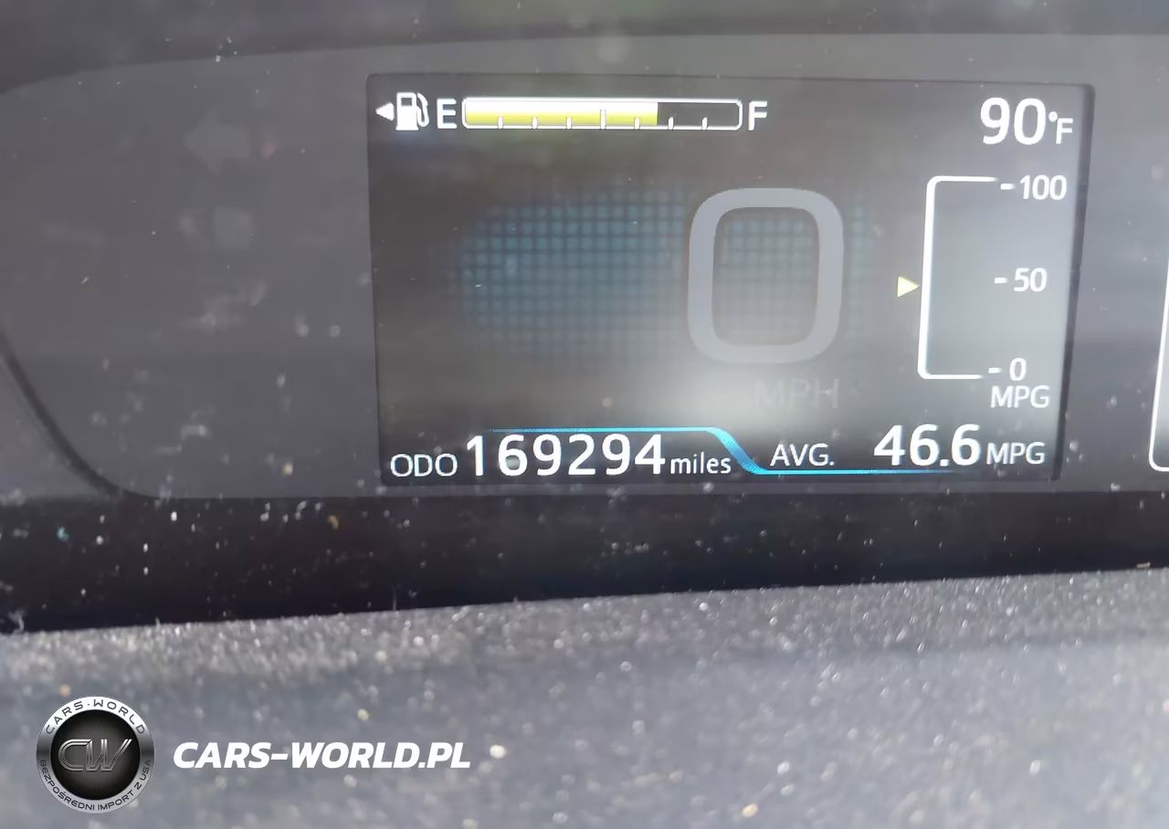 2017 Toyota Prius Four Touring VIN:JTDKARFU3H3528808 - 15