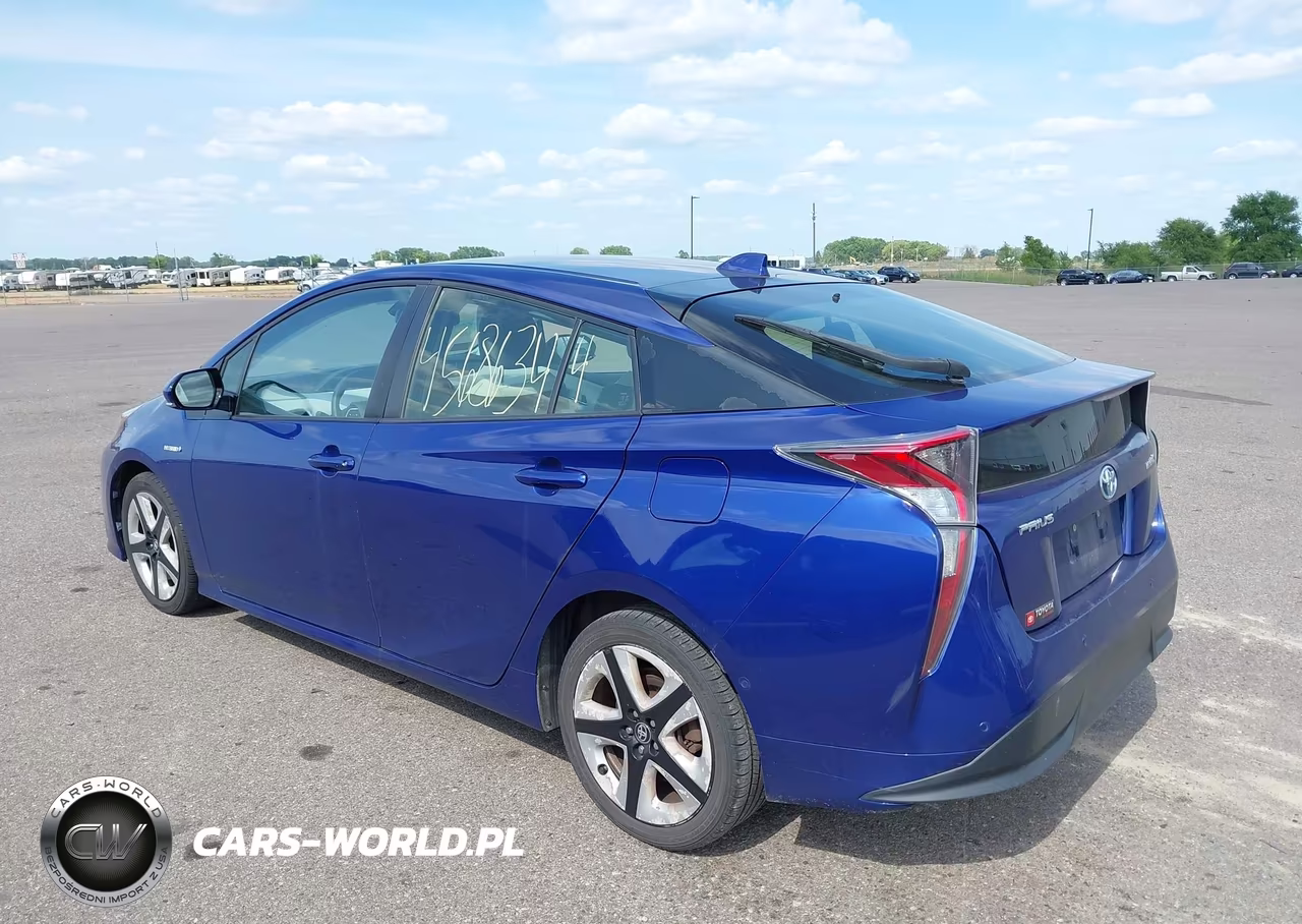 2017 Toyota Prius Four Touring VIN:JTDKARFU3H3528808 - 3