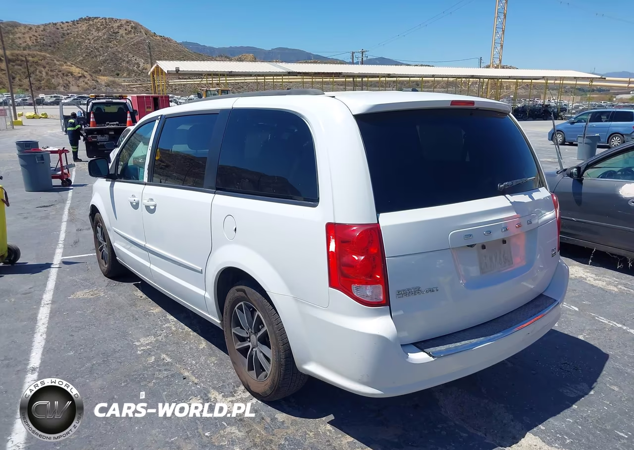 2017 Dodge Grand Caravan Gt VIN:2C4RDGEG4HR690556 - 3