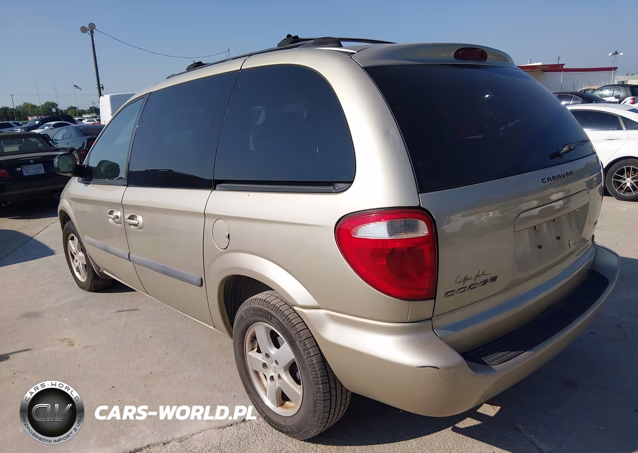 2005 Dodge Caravan Sxt VIN:1D4GP45R05B436483 - 3