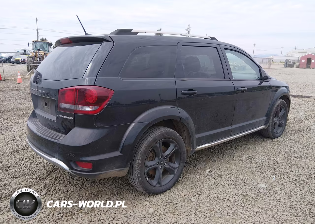 2018 Dodge Journey Crossroad Awd VIN:3C4PDDGG8JT430750 - 4