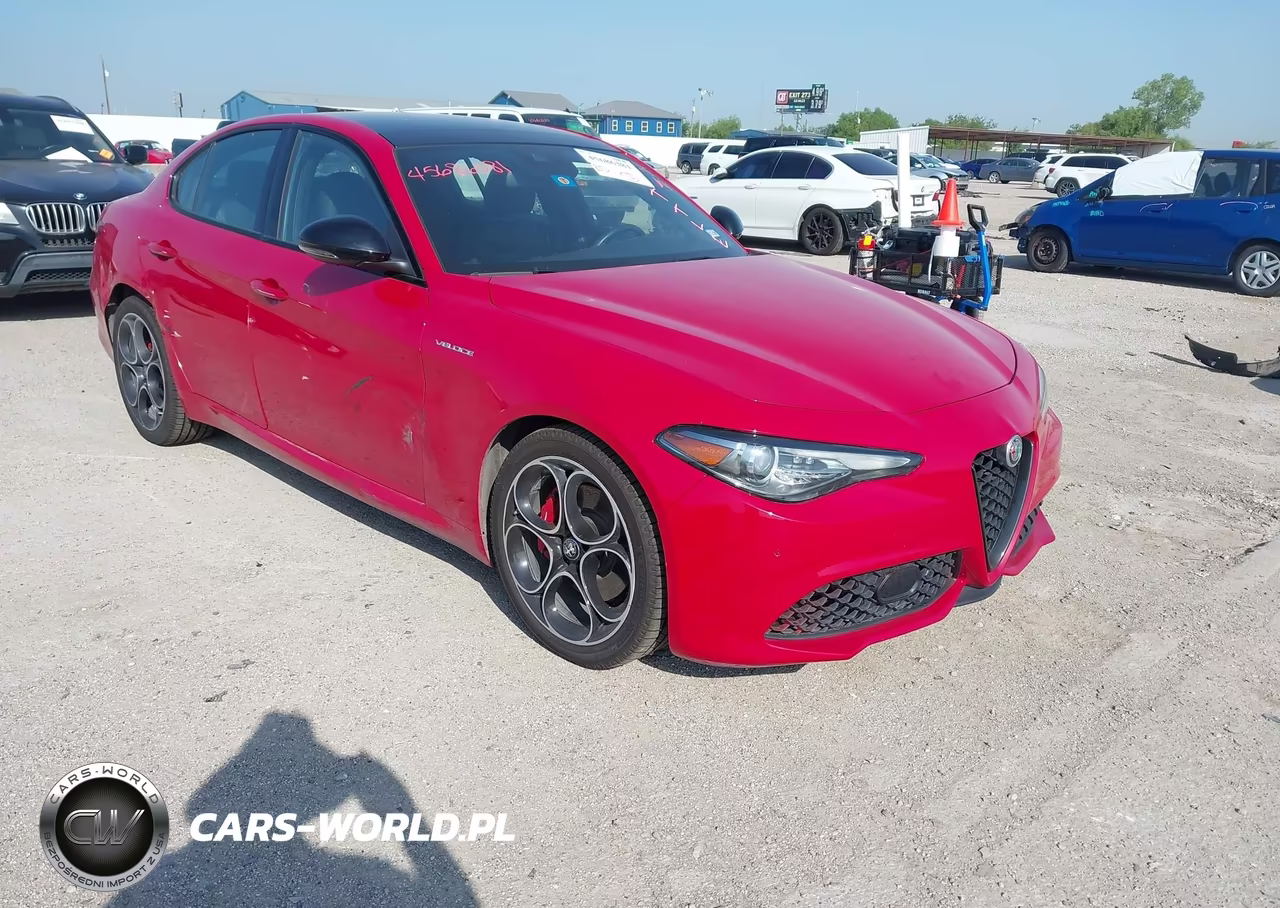 2022 Alfa Romeo Giulia Veloce Awd – zdjęcie 1 z 17