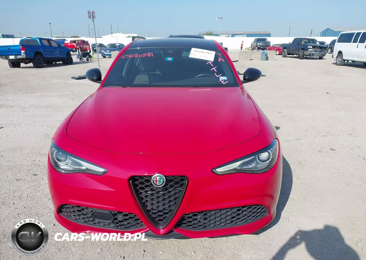 2022 Alfa Romeo Giulia Veloce Awd VIN:ZARFANBN5N7652811 - 12