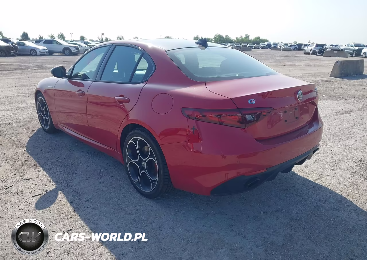 2022 Alfa Romeo Giulia Veloce Awd VIN:ZARFANBN5N7652811 - 3