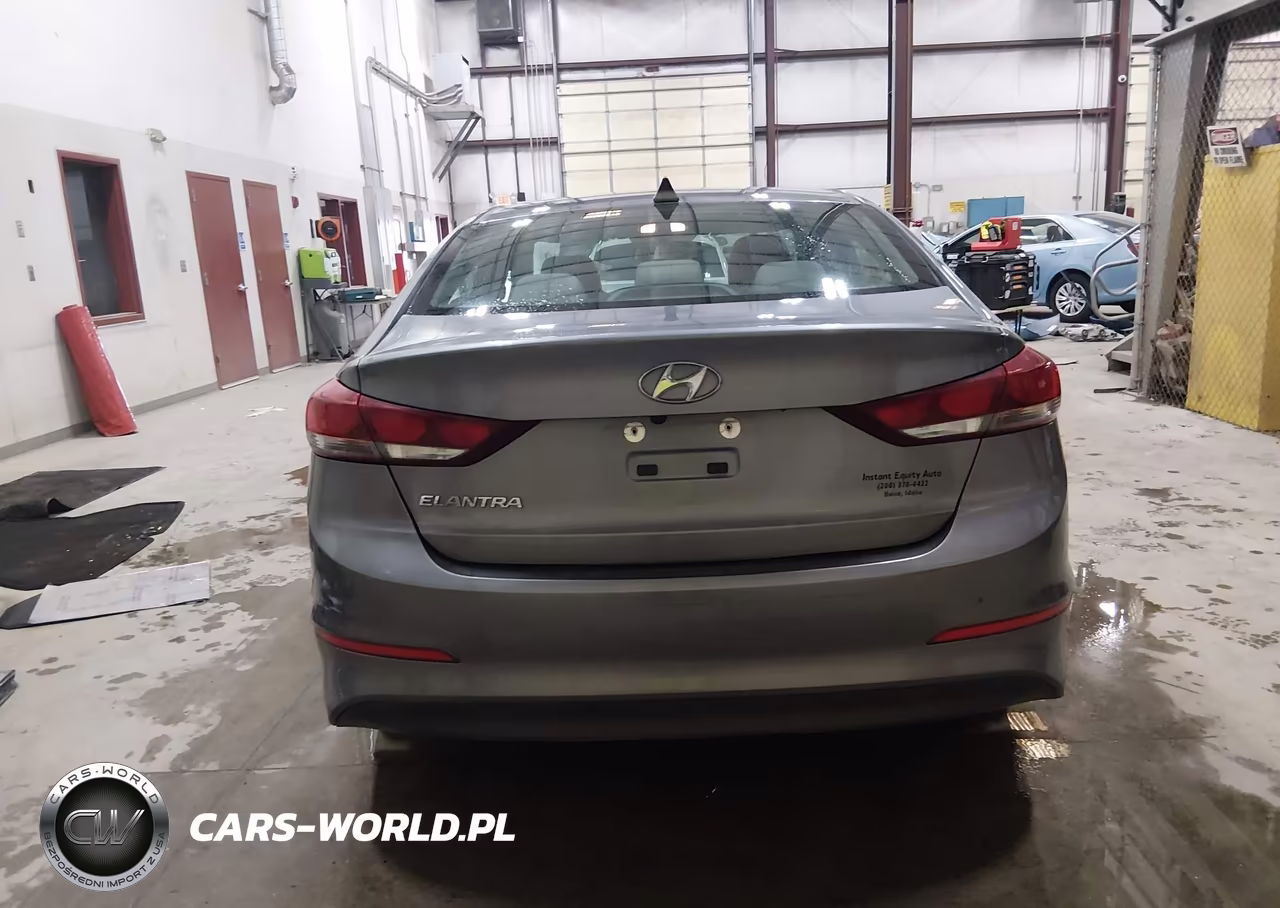 2018 Hyundai Elantra Sel VIN:5NPD84LF7JH333298 - 17