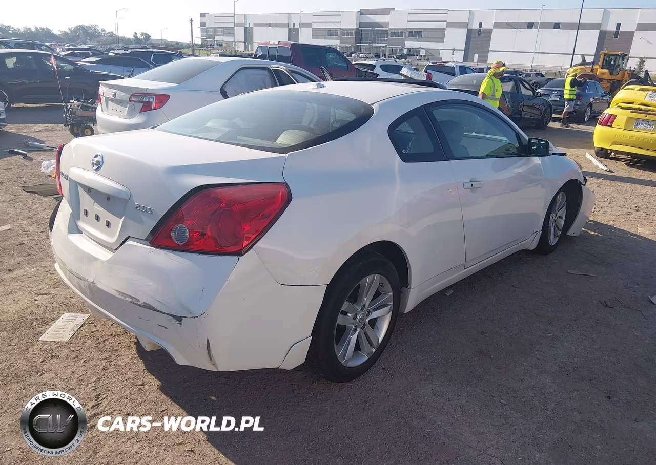 2010 Nissan Altima 2.5 S VIN:1N4AL2EP9AC164558 - 4