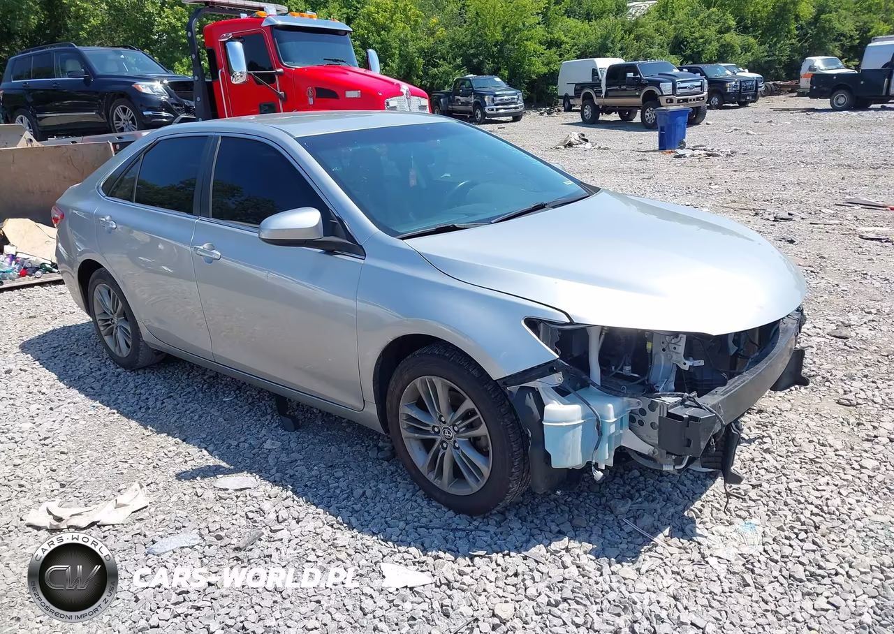 2016 Toyota Camry Se – zdjęcie 1 z 16
