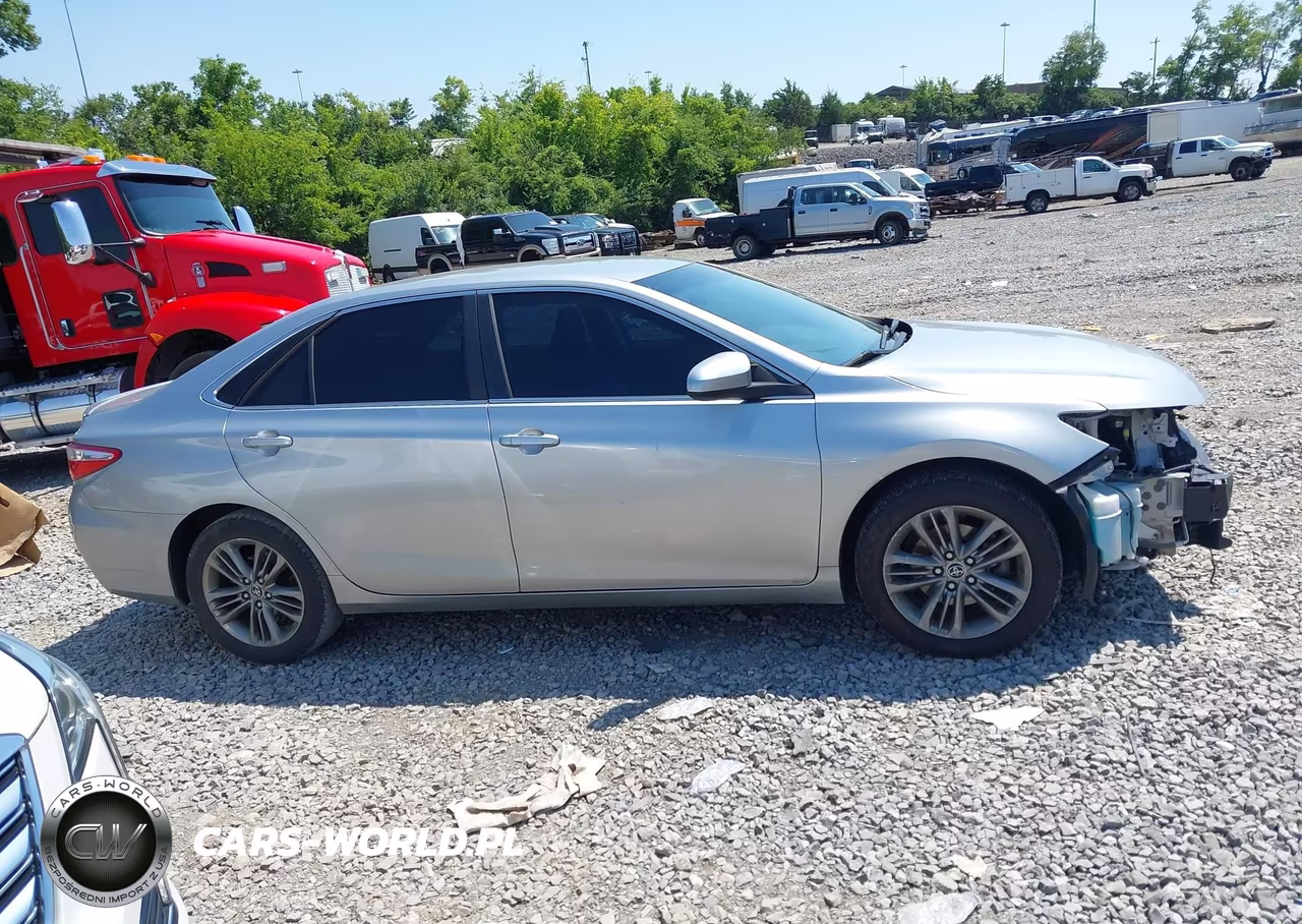 2016 Toyota Camry Se VIN:4T1BF1FK1GU181694 - 13