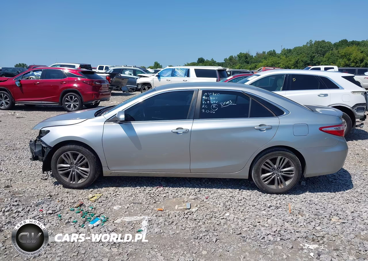 2016 Toyota Camry Se VIN:4T1BF1FK1GU181694 - 14
