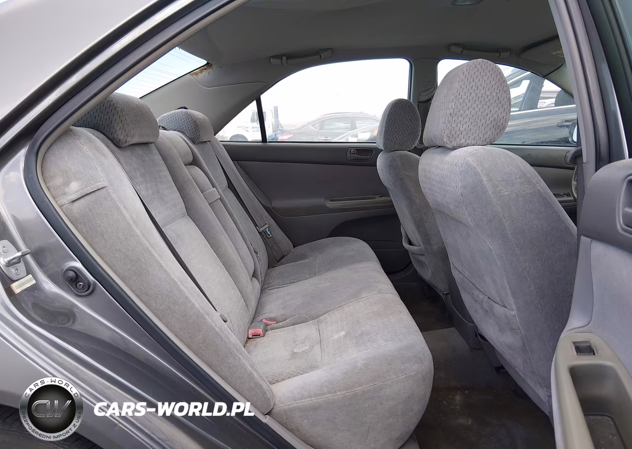 2002 Toyota Camry Le VIN:4T1BE32K42U515164 - 8