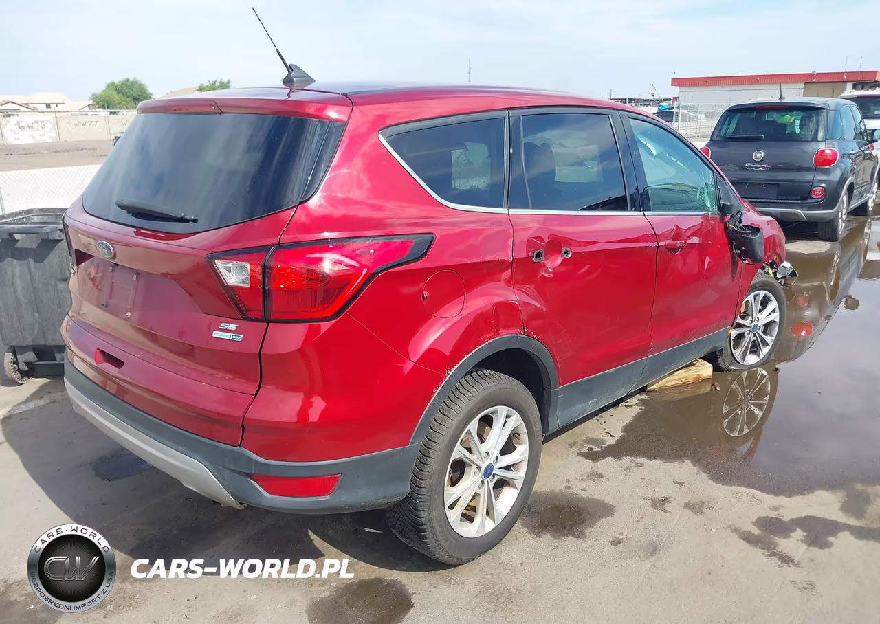 2019 Ford Escape Se VIN:1FMCU9GD4KUA97080 - 4