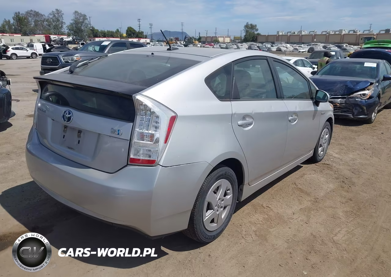 2010 Toyota Prius Iii VIN:JTDKN3DU2A0189308 - 4