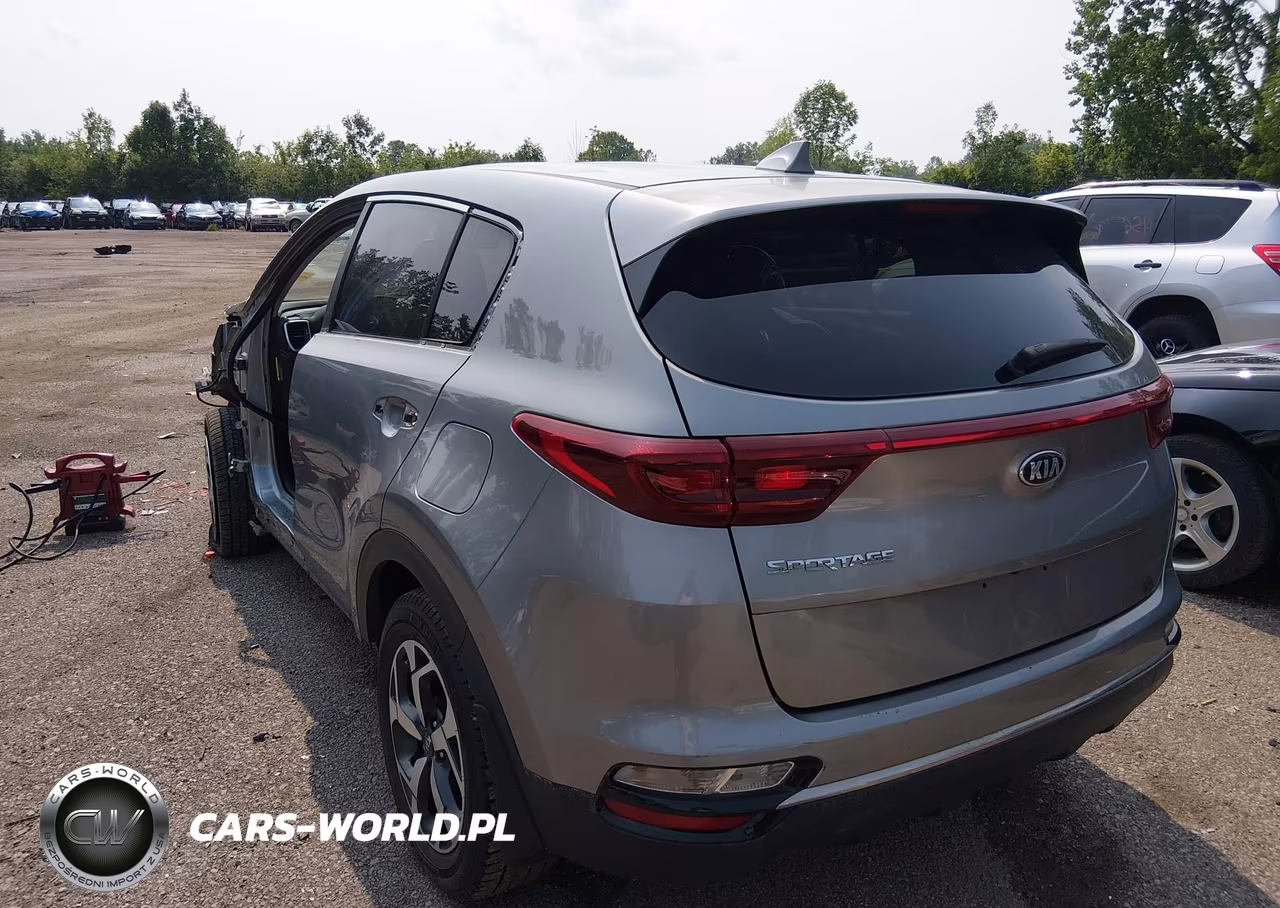 2020 Kia Sportage Lx VIN:KNDPM3AC8L7704911 - 3
