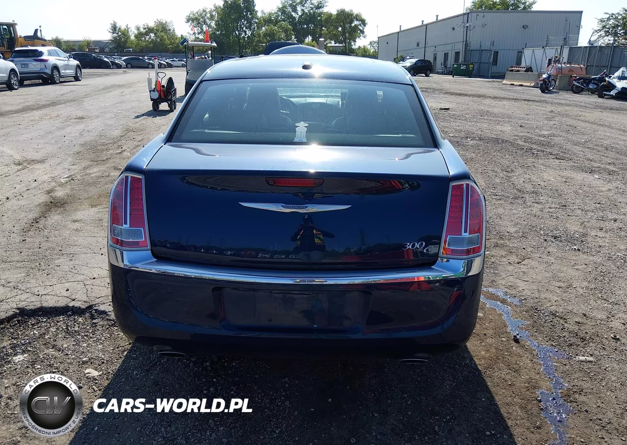 2013 Chrysler 300C VIN:2C3CCAEG2DH732443 - 16