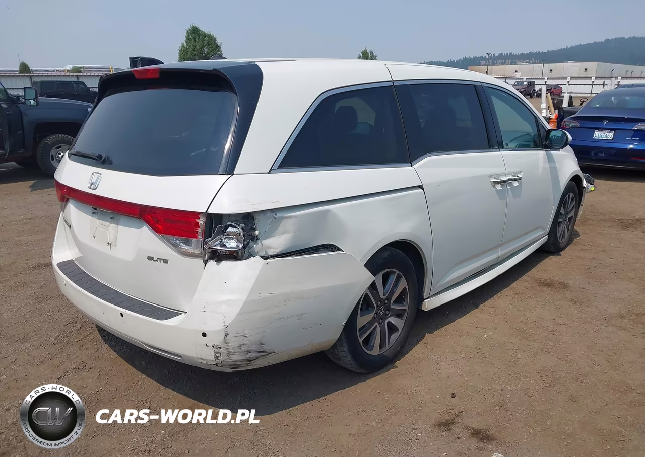 2016 Honda Odyssey Touring-Touring Elite VIN:5FNRL5H92GB036427 - 4