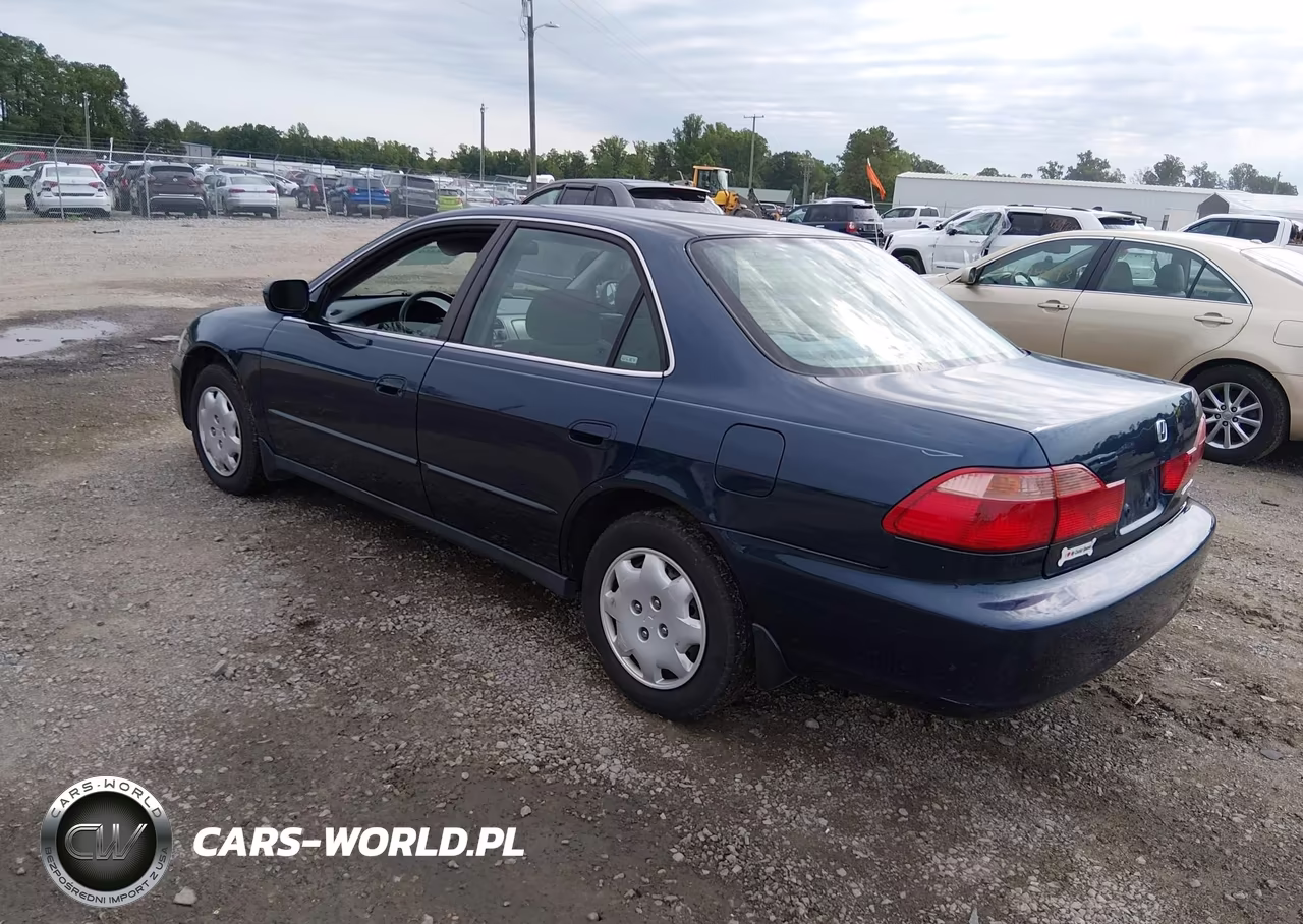 2000 Honda Accord 2.3 Lx VIN:1HGCG6650YA001736 - 3