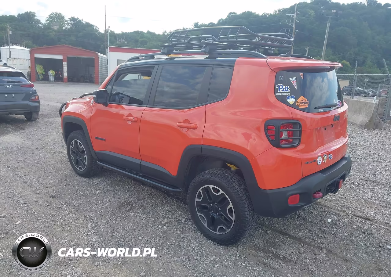 2017 Jeep Renegade Trailhawk VIN:ZACCJBCB1HPG38346 - 3