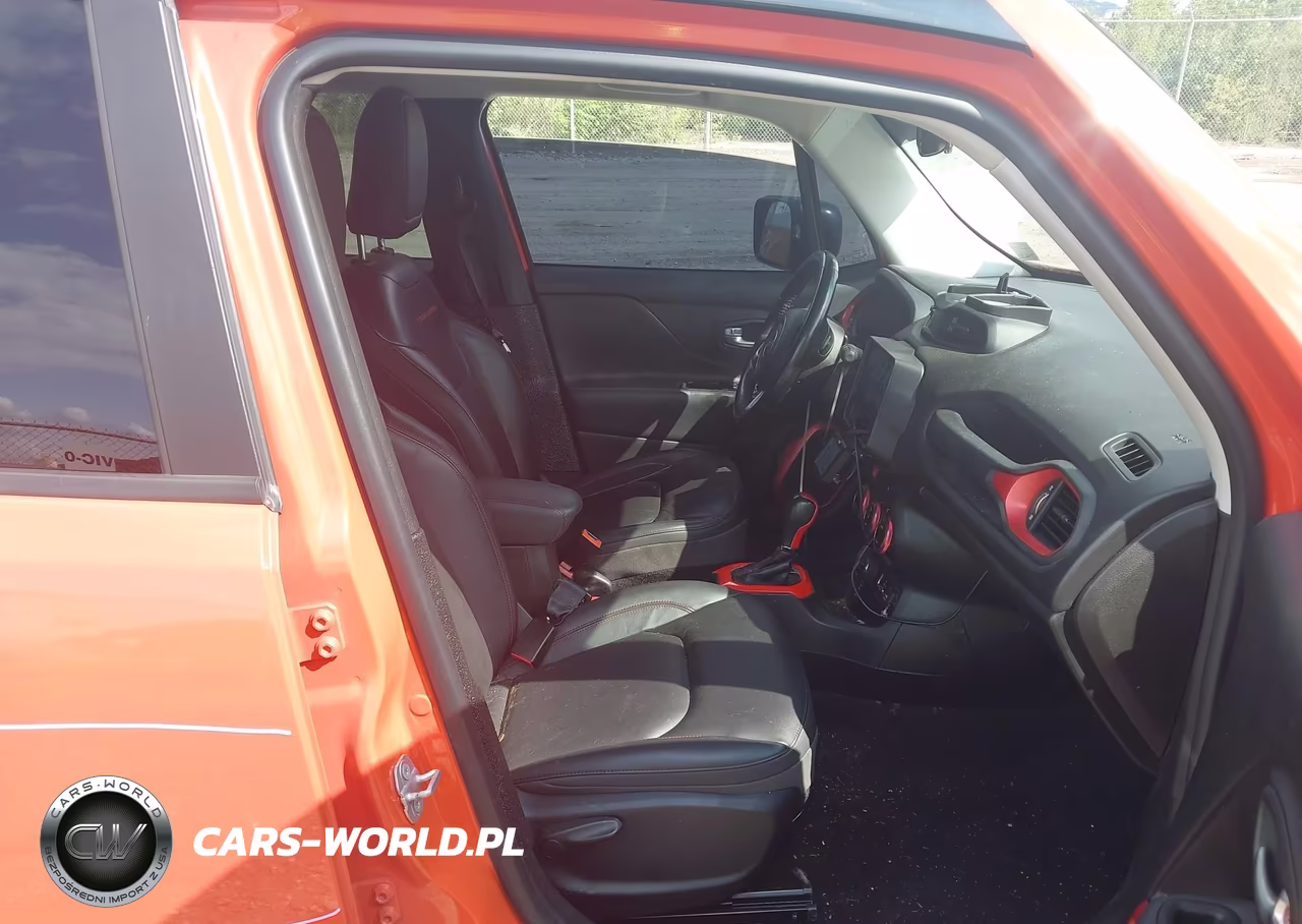 2017 Jeep Renegade Trailhawk VIN:ZACCJBCB1HPG38346 - 5