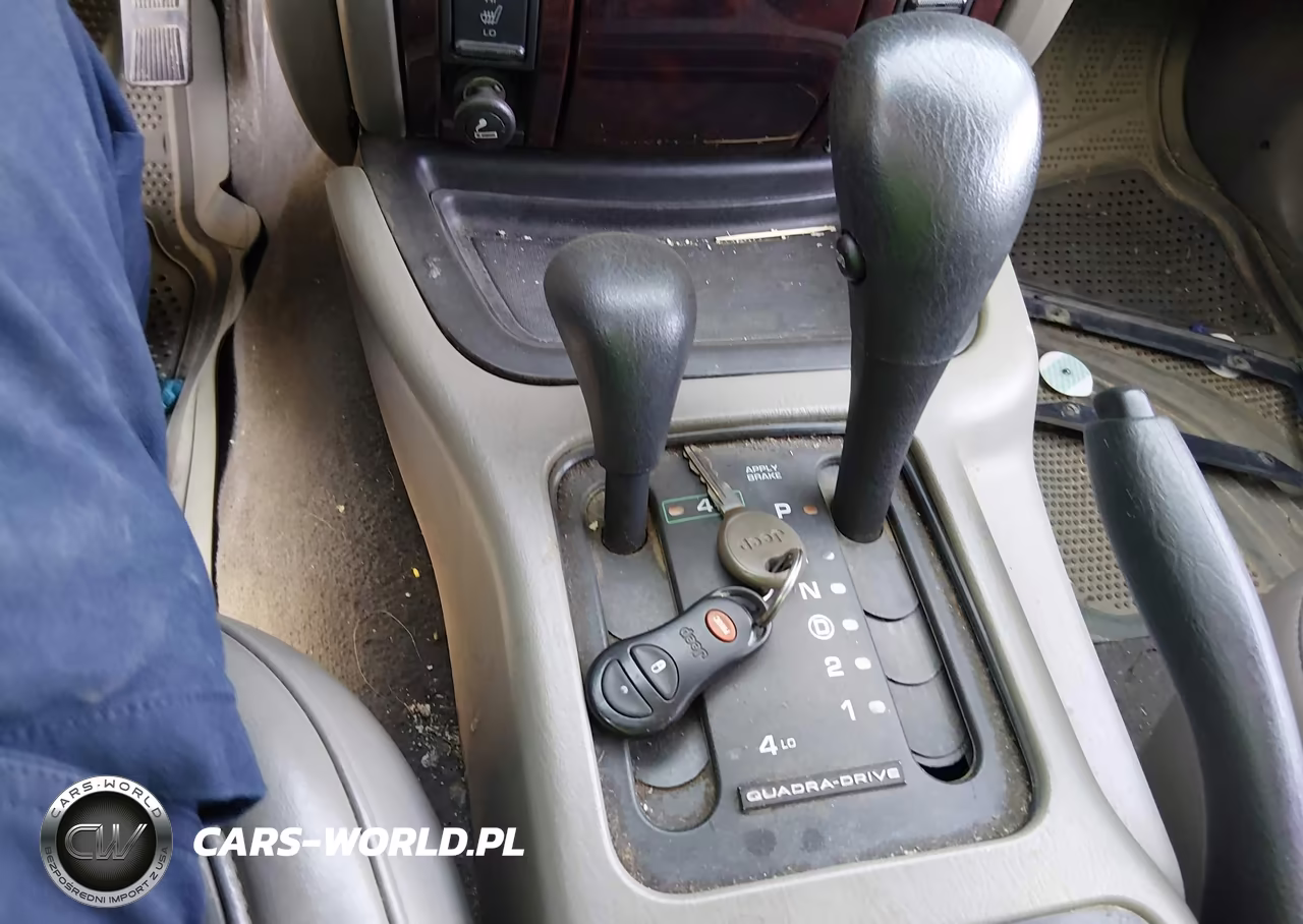2000 Jeep Grand Cherokee Limited VIN:1J4GW58NXYC212273 - 11