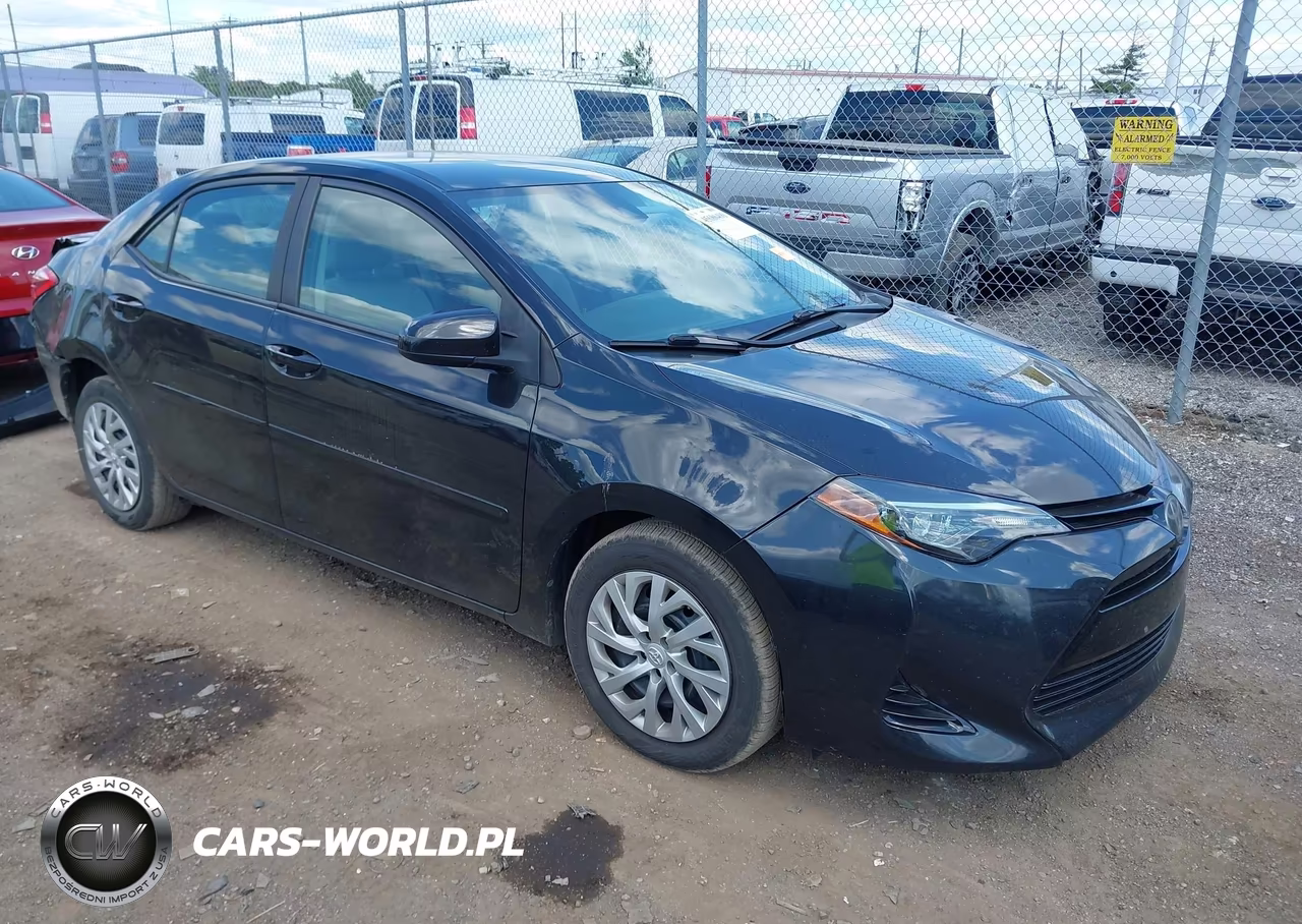 2018 Toyota Corolla Le – zdjęcie 1 z 17
