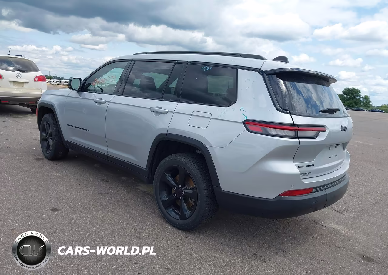 2023 Jeep Grand Cherokee L Altitude 4X4 VIN:1C4RJKAG1P8799939 - 3