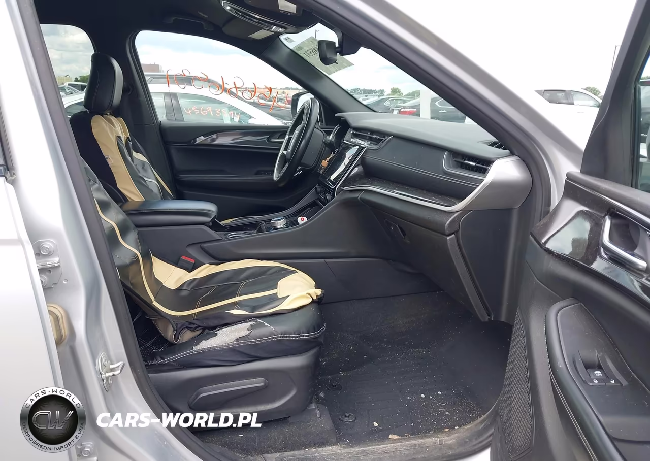 2023 Jeep Grand Cherokee L Altitude 4X4 VIN:1C4RJKAG1P8799939 - 5