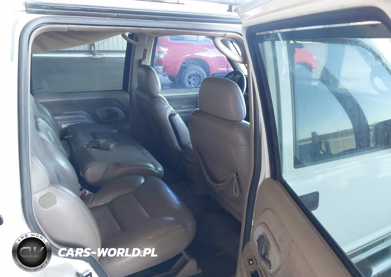 1998 Chevrolet Tahoe Ls VIN:1GNEK13R4WJ316754 - 8
