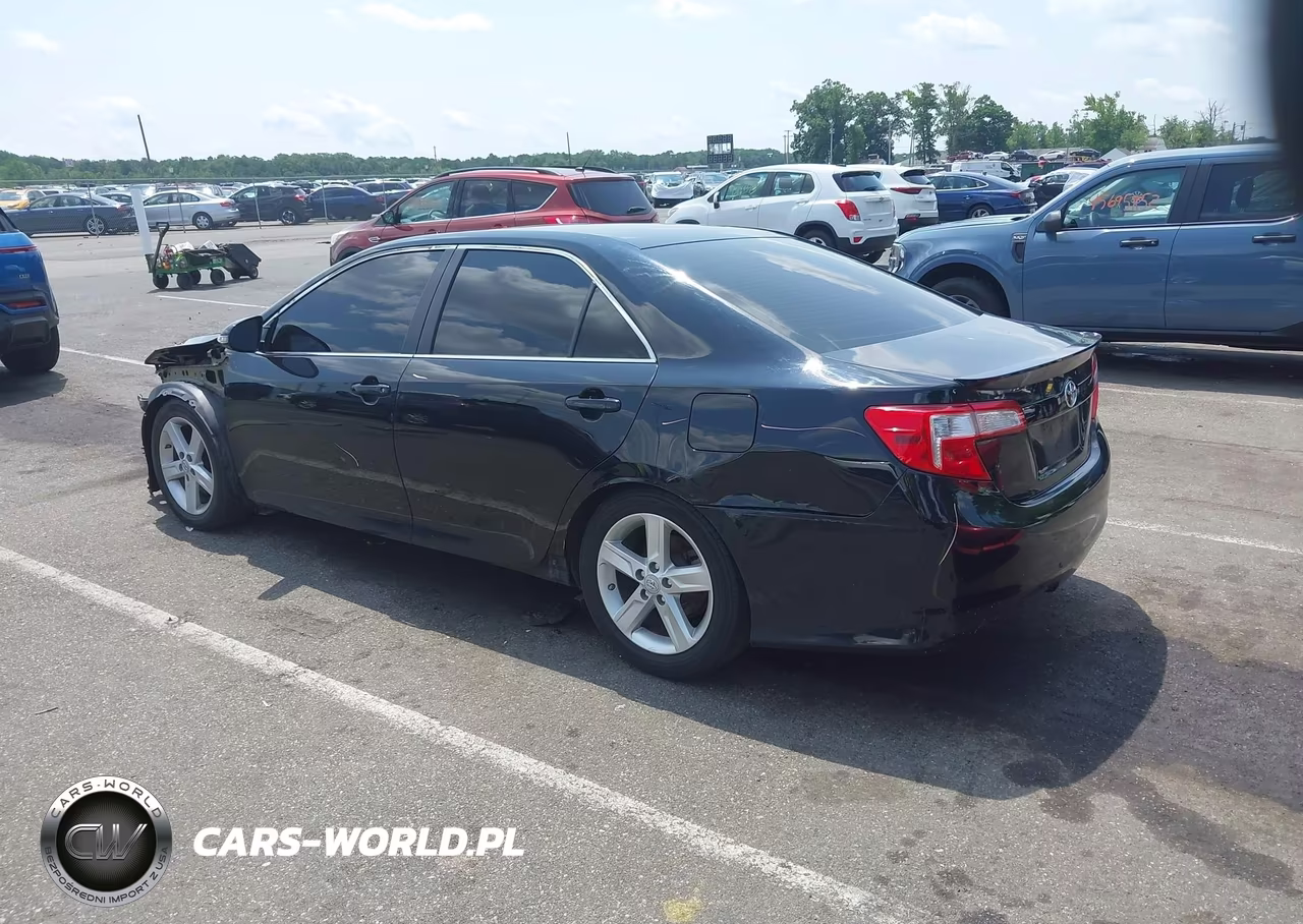 2013 Toyota Camry Se VIN:4T1BF1FKXDU204224 - 3