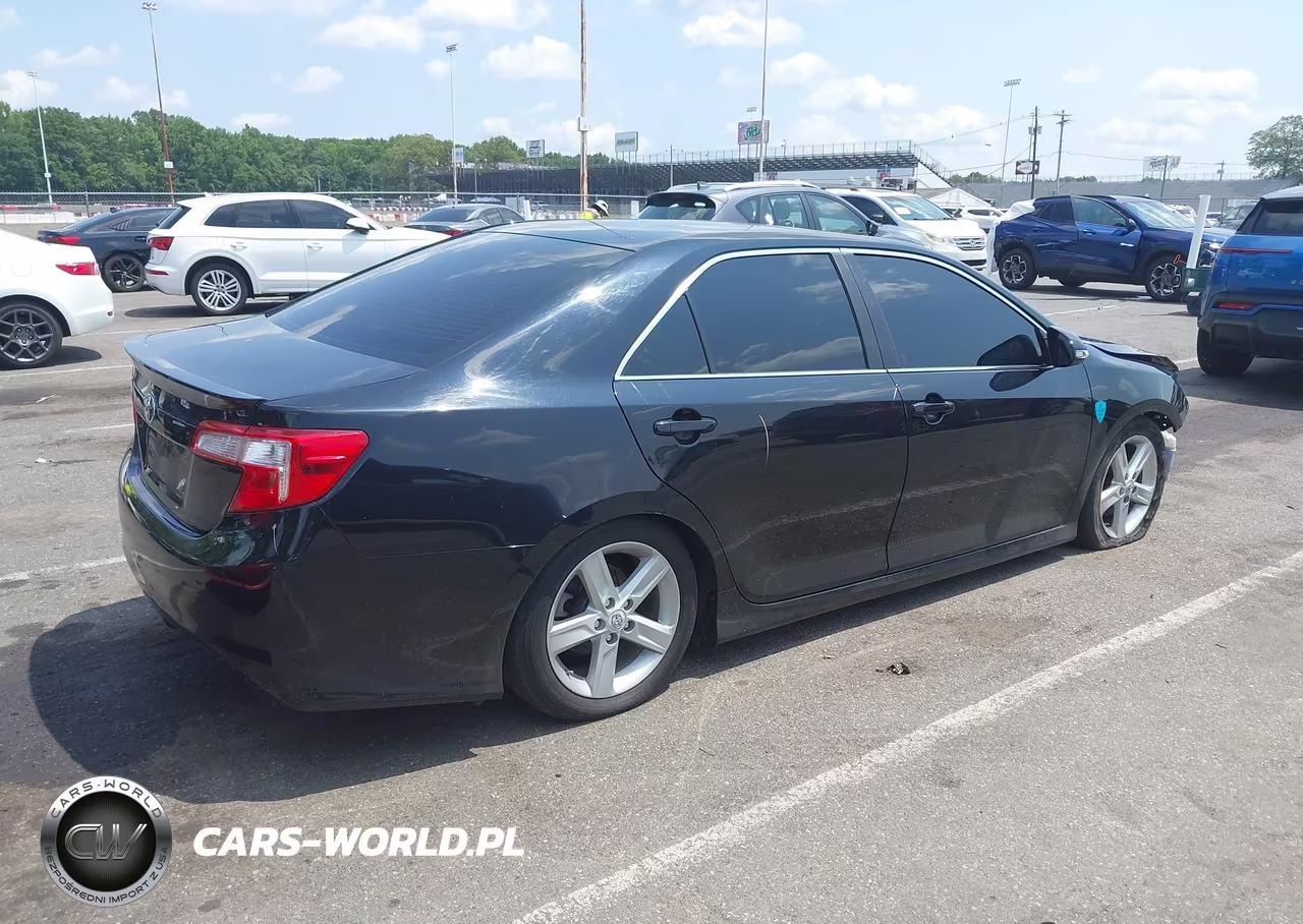2013 Toyota Camry Se VIN:4T1BF1FKXDU204224 - 4